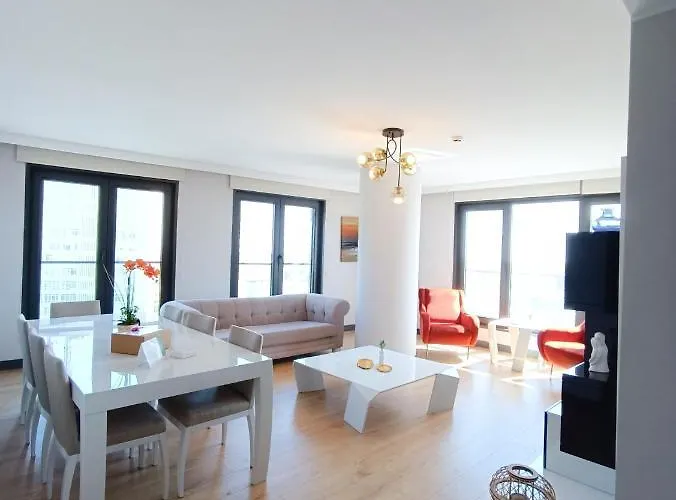 Luxury Fully Equipped 3br 2ba By Siena Lägenhet *